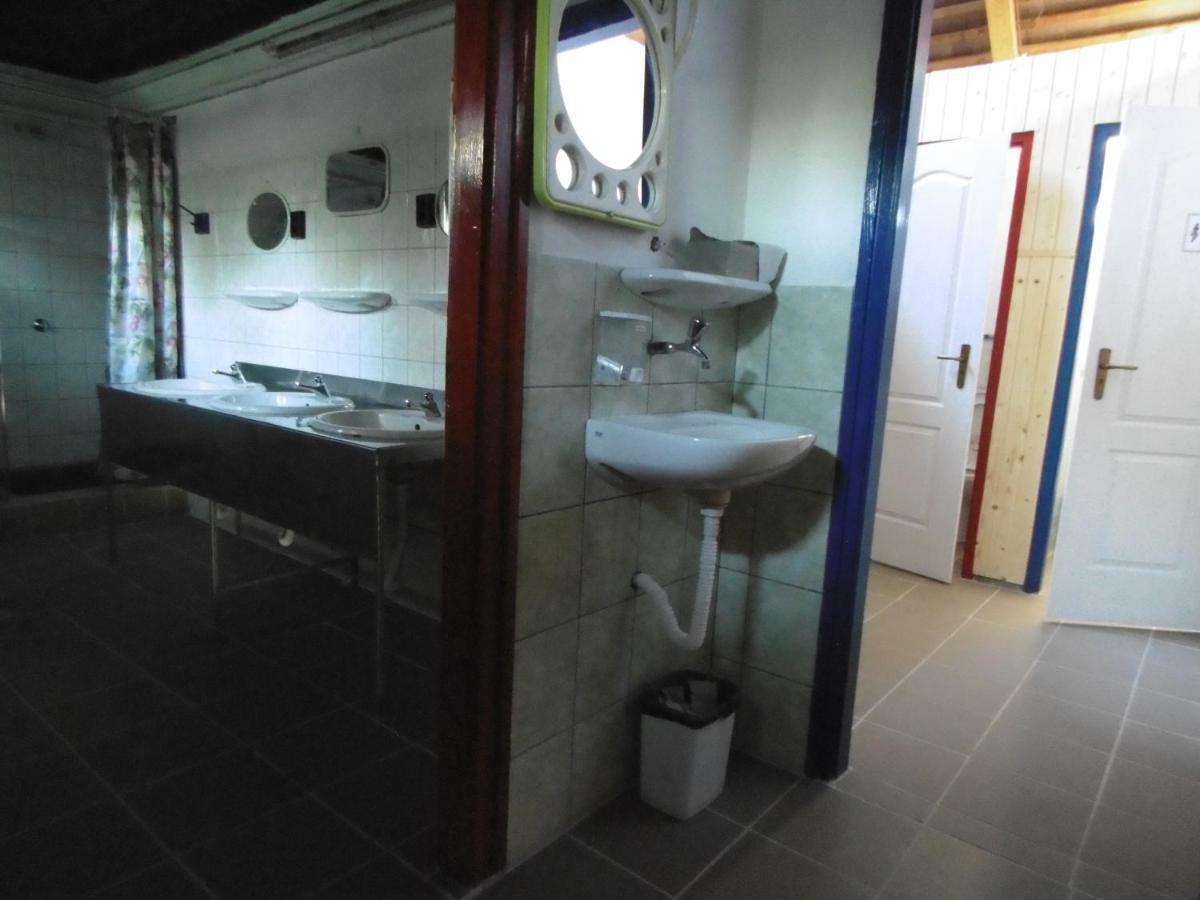 Goecsej Voelgye Kemping Kustánszeg Exterior foto