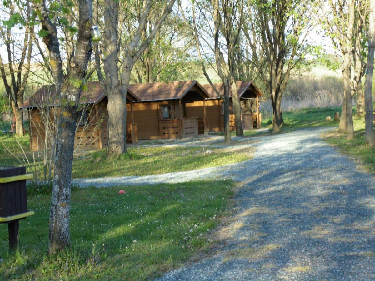 Goecsej Voelgye Kemping Kustánszeg Exterior foto